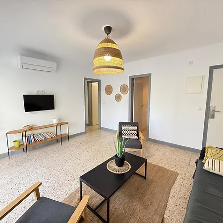 Agi Solmar 아파트